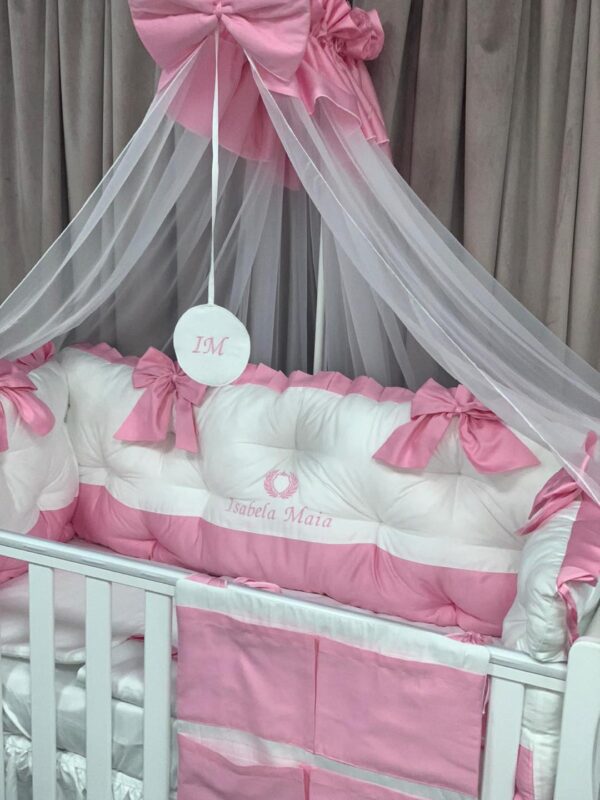 PEPPIbambini ROYAL White Pink Isabela Literie de bébé 11 pièces linge parure de lit 100% coton avec broderie avec moustiquaire motif brodées